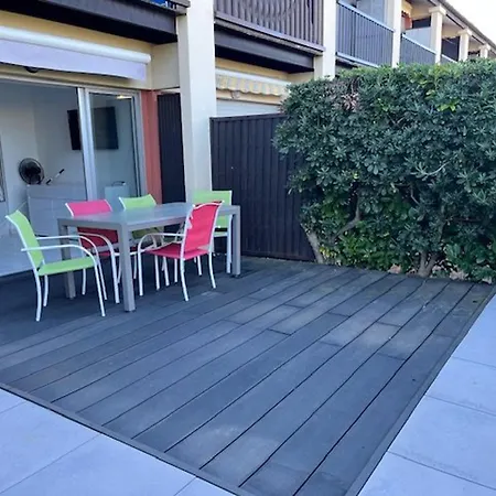 Rez De Chaussée Avec Terrasse, Proche Plage, Parking - Fr-1-749-93 Agde